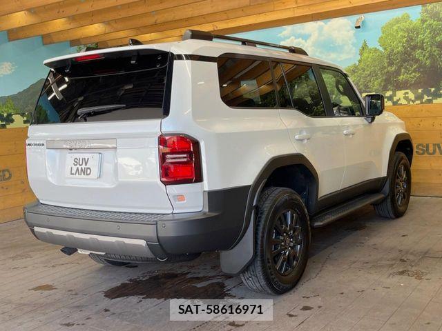 Toyota Land Cruiser 250 2025-06 8036247-18