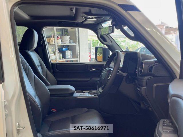 Toyota Land Cruiser 250 2025-06 8036247-8