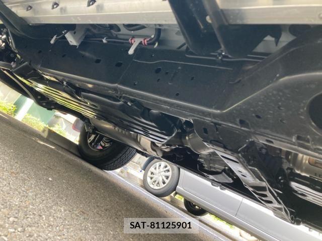 Toyota Land Cruiser 250 2025-11 8036253-10