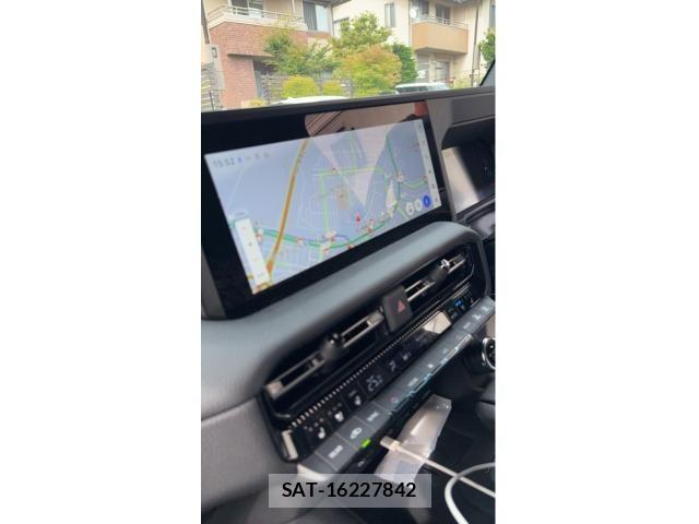 Toyota Land Cruiser 250 2025-04 8036243-6