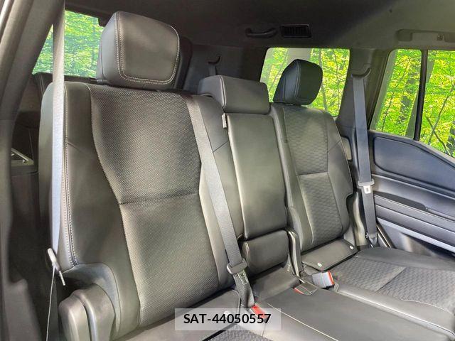 Toyota Land Cruiser 250 2025-01 8036245-9
