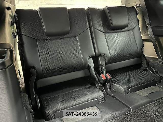 Toyota Land Cruiser 250 2025-01 8074219-10