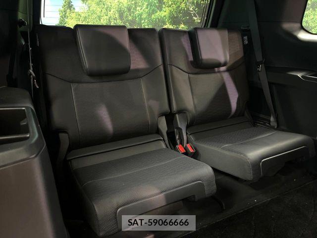 Toyota Land Cruiser 250 2024-10 8074218-9