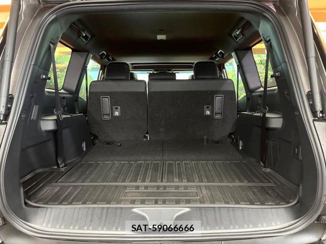 Toyota Land Cruiser 250 2024-10 8074218-10