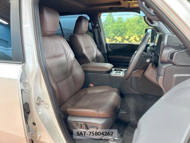 Toyota Land Cruiser 250 2024-07 8074226-7