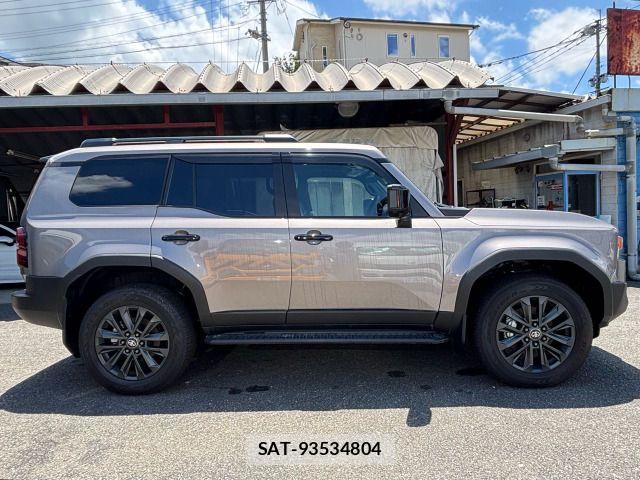 Toyota Land Cruiser 250 2025-07 8074211-12