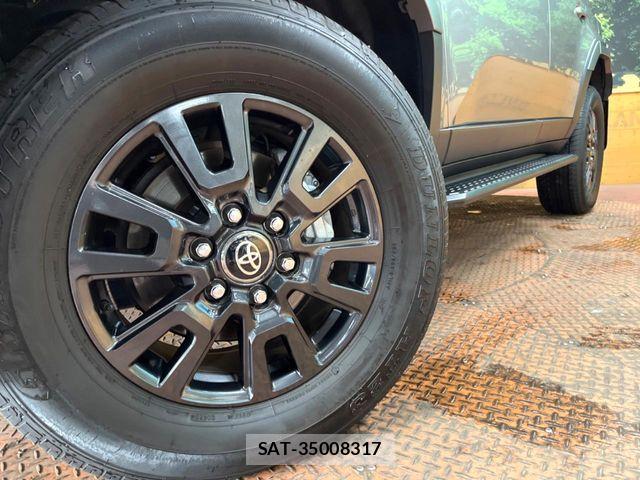 Toyota Land Cruiser 250 2025-11 8074221-12
