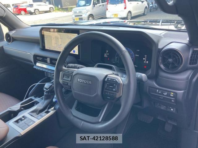 Toyota Land Cruiser 250 2024-06 8074229-8