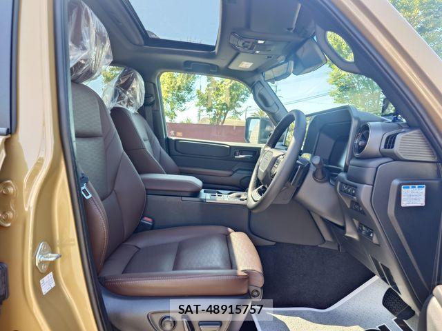Toyota Land Cruiser 250 2025-07 8074214-9