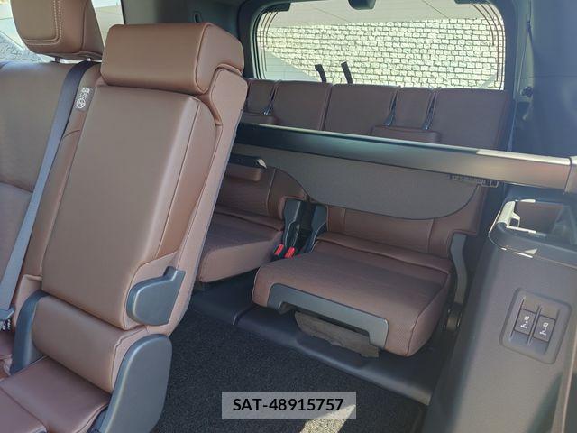 Toyota Land Cruiser 250 2025-07 8074214-25