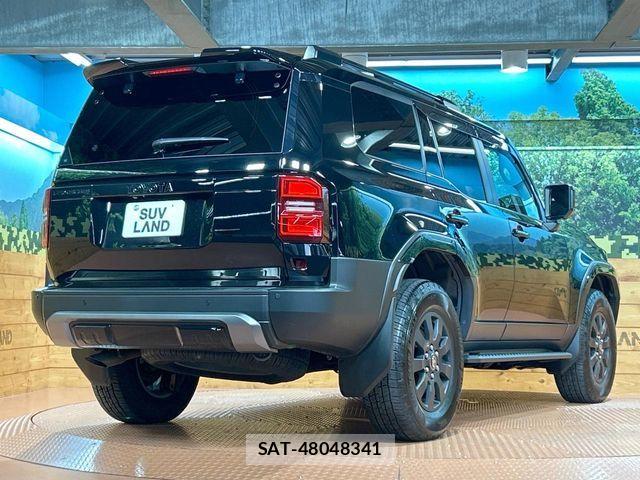 Toyota Land Cruiser 250 2024-06 8074216-17