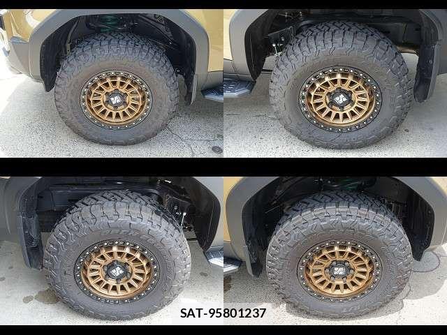 Toyota Land Cruiser 250 2025-11 8074212-11