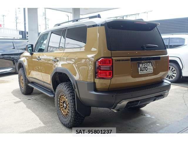 Toyota Land Cruiser 250 2025-11 8074212-4