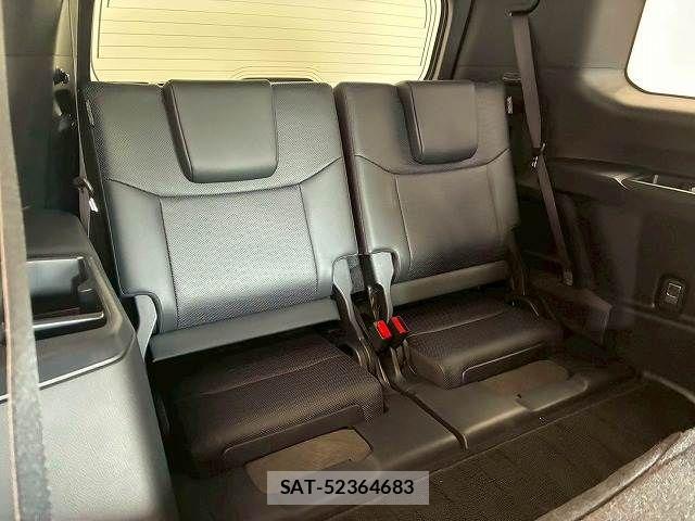 Toyota Land Cruiser 250 2024-11 8074228-10