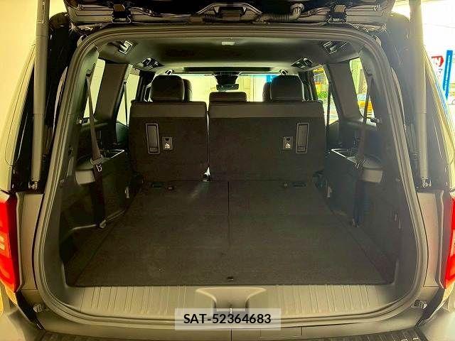 Toyota Land Cruiser 250 2024-11 8074228-11