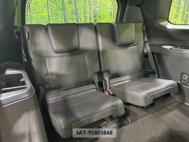 Toyota Land Cruiser 250 2024-10 8074223-9