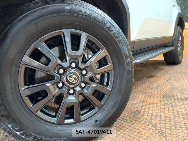 Toyota Land Cruiser 250 2025-06 8074217-12