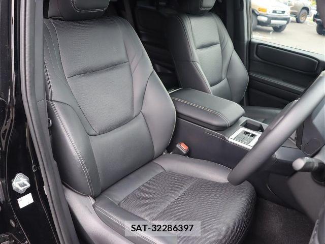 Toyota Land Cruiser 250 2024-01 8099935-2