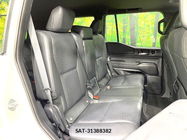 Toyota Land Cruiser 250 2025-01 8099915-11