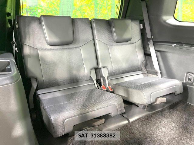Toyota Land Cruiser 250 2025-01 8099915-12