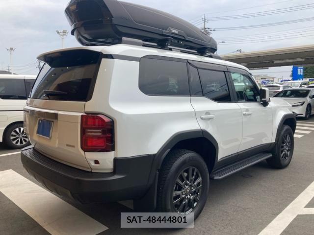 Toyota Land Cruiser 250 2024-08 8099940-1
