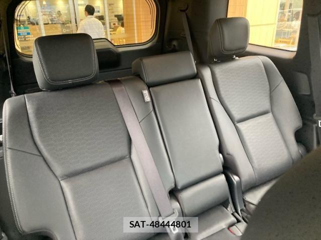 Toyota Land Cruiser 250 2024-08 8099940-7