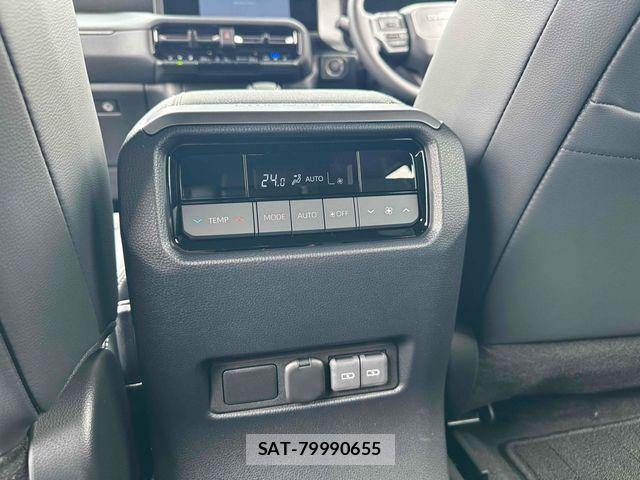 Toyota Land Cruiser 250 2025-07 8099920-28