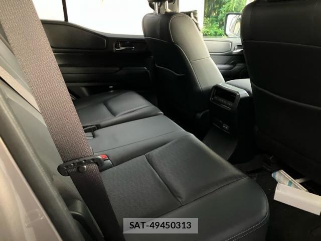 Toyota Land Cruiser 250 2025-03 8099933-17