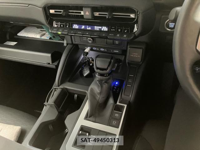Toyota Land Cruiser 250 2025-03 8099933-25