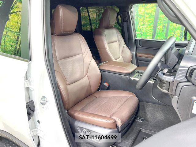 Toyota Land Cruiser 250 2024-10 8130870-11