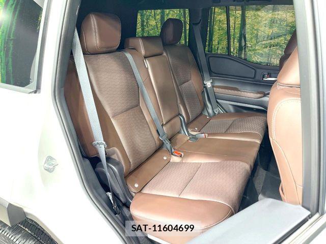 Toyota Land Cruiser 250 2024-10 8130870-12