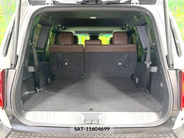 Toyota Land Cruiser 250 2024-10 8130870-14