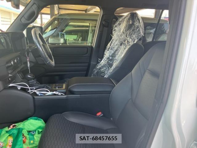 Toyota Land Cruiser 250 2024-12 8130875-25