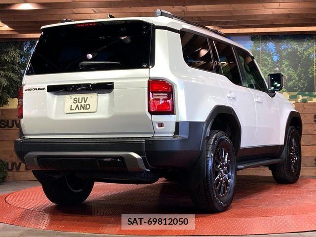Toyota Land Cruiser 250 2024-09 8145995-17