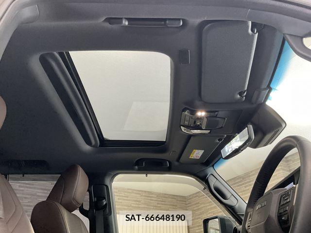 Toyota Land Cruiser 250 2024-11 8145990-11