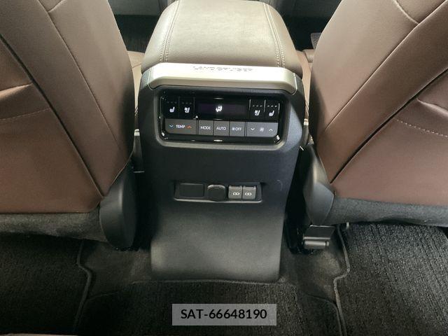 Toyota Land Cruiser 250 2024-11 8145990-12