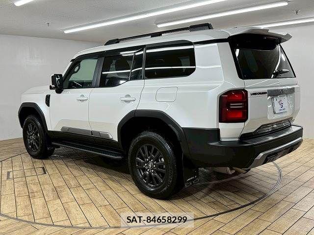 Toyota Land Cruiser 250 2024-07 8146007-15