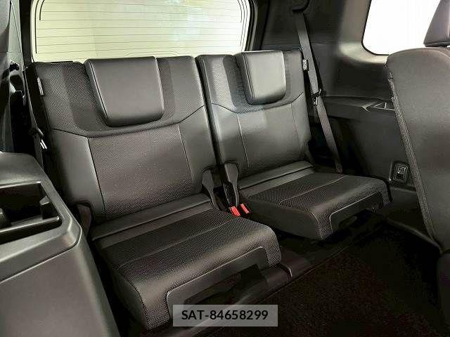 Toyota Land Cruiser 250 2024-07 8146007-6