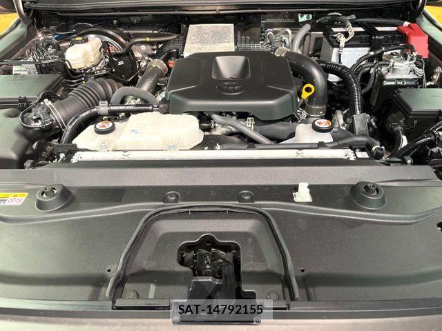 Toyota Land Cruiser 250 2024-10 8145992-17