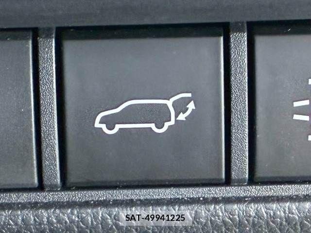 Toyota Land Cruiser 250 2024-09 8145996-8
