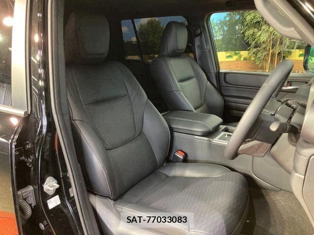 Toyota Land Cruiser 250 2025-07 8145993-7