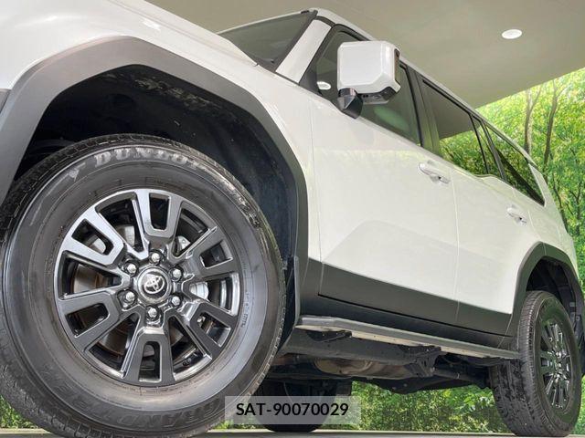 Toyota Land Cruiser 250 2024-11 8146002-13