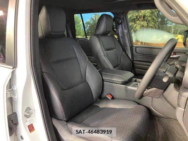 Toyota Land Cruiser 250 2025-01 8145997-7
