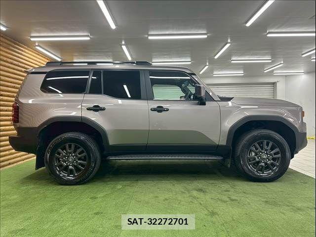 Toyota Land Cruiser 250 2025-01 8146001-14