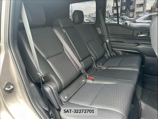 Toyota Land Cruiser 250 2025-01 8146001-6
