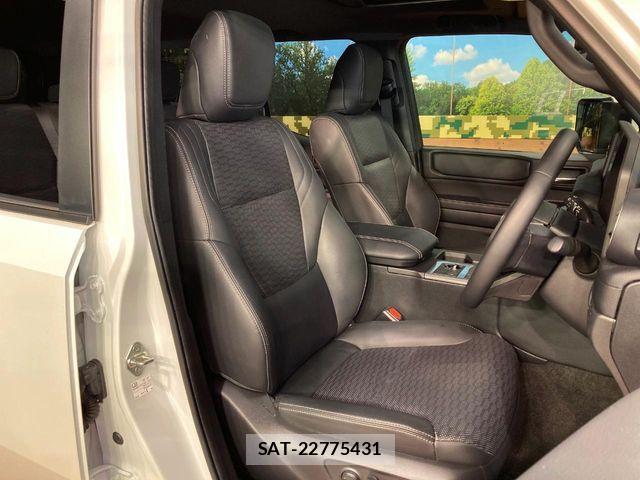 Toyota Land Cruiser 250 2025-05 8208152-7