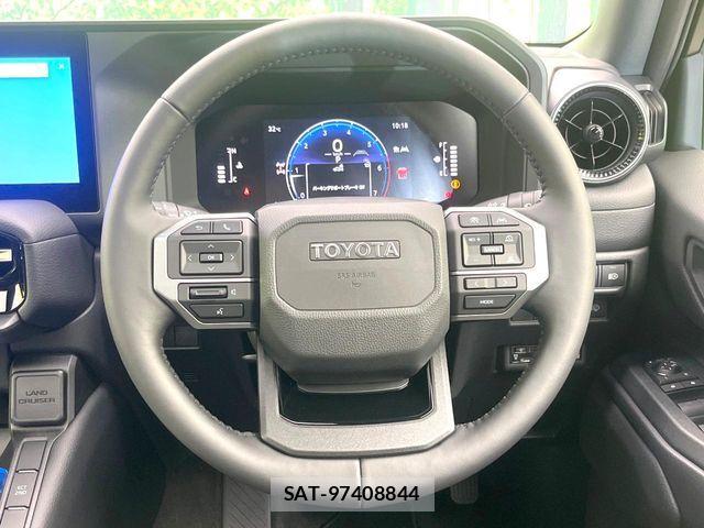 Toyota Land Cruiser 250 2025-04 8208144-11