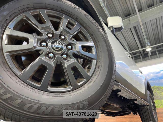 Toyota Land Cruiser 250 2025-04 8208154-14