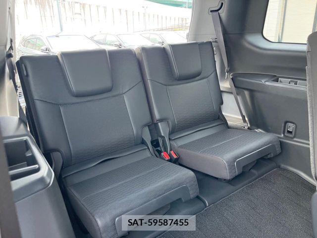 Toyota Land Cruiser 250 2025-06 8208146-12