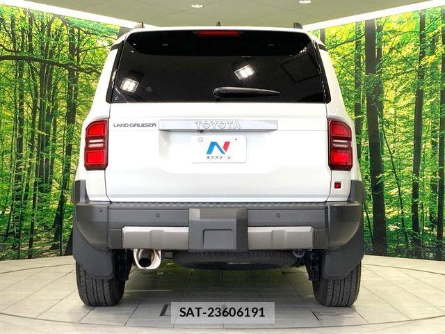 Toyota Land Cruiser 250 2025-01 8208151-15